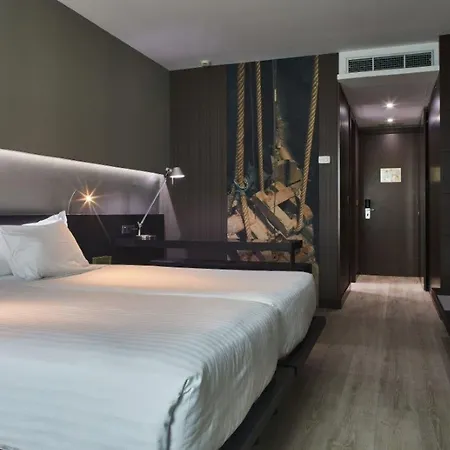 Otel Silken Gran Teatro 4*
