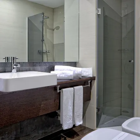 西尔肯大剧院酒店 4*