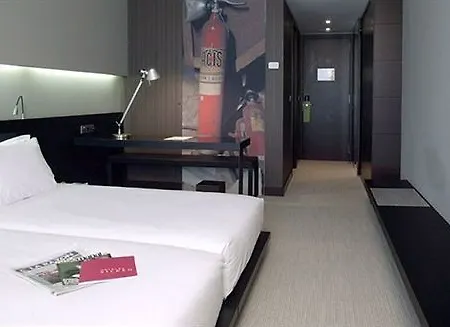 Silken Gran Teatro Hotel 4*