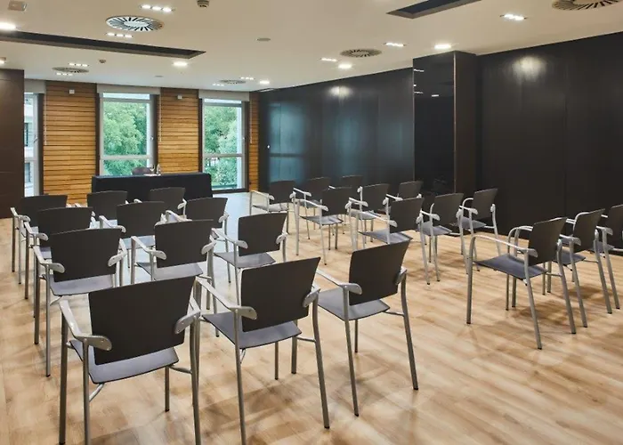 Silken Gran Teatro Hotel Burgo